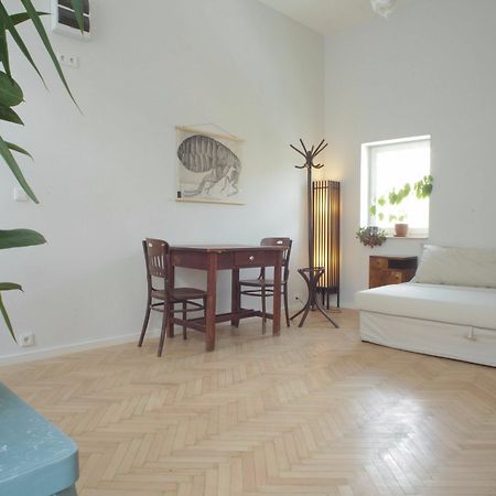 Bpm-Apartment Charm And Le Petit Budapest Exterior photo